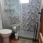 2 Bedroom In Διαμέρισμα Τορεβιέχα