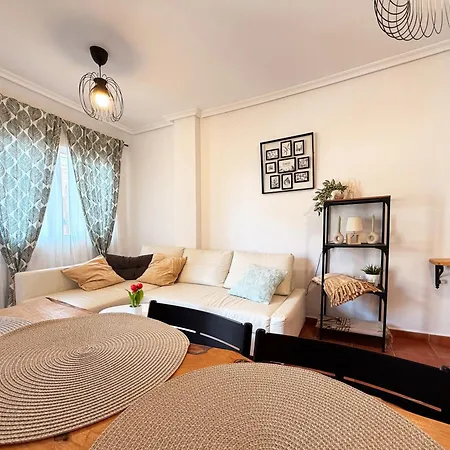 2 Bedroom In Διαμέρισμα