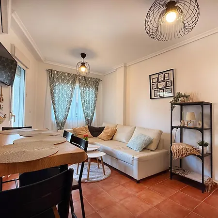 2 Bedroom In * Τορεβιέχα